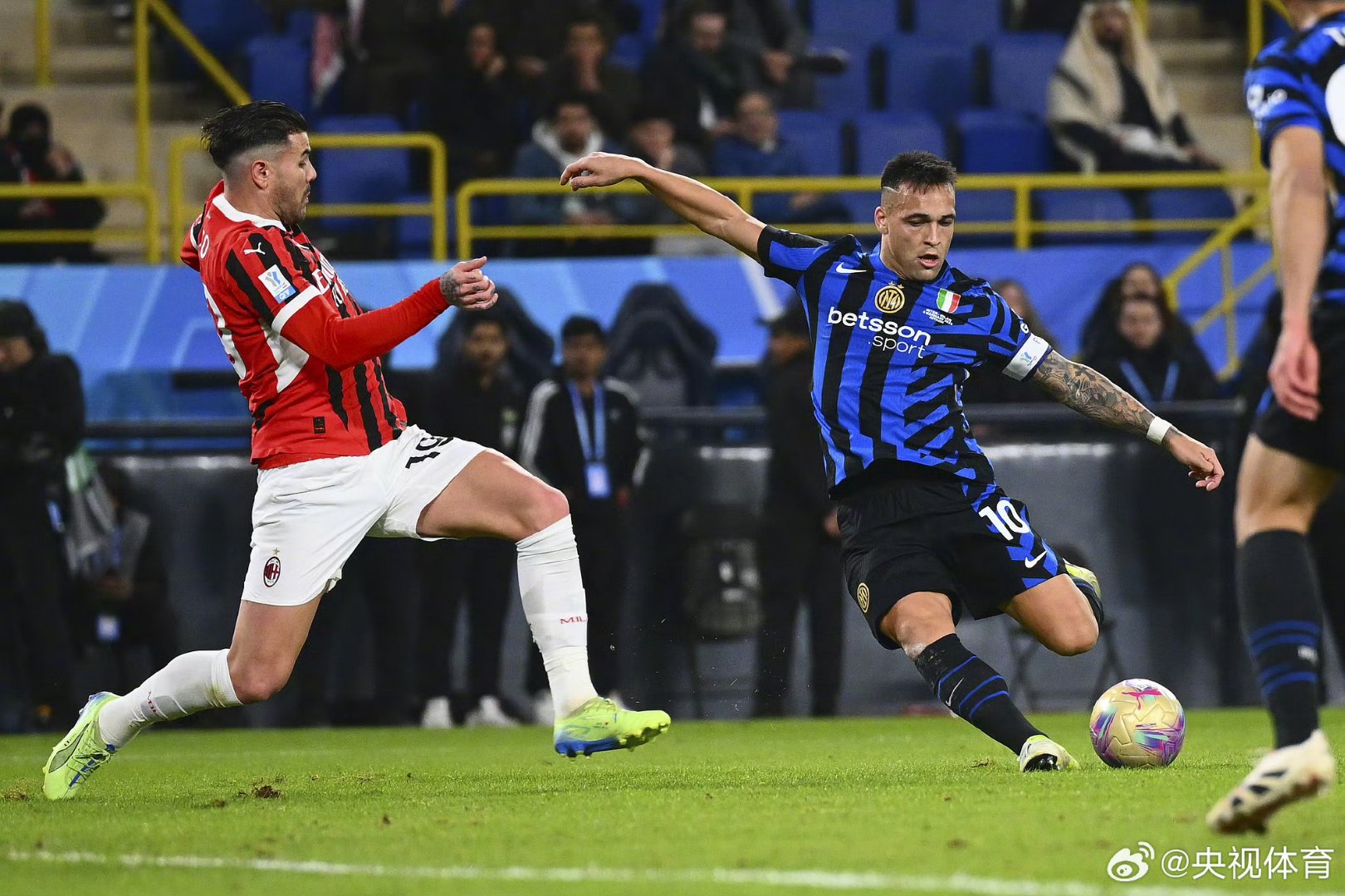 关于AC米兰战术调整获成功,球队逐渐找回节奏的信息 关于AC米兰战术调整获成功,球队逐渐找回节奏的信息