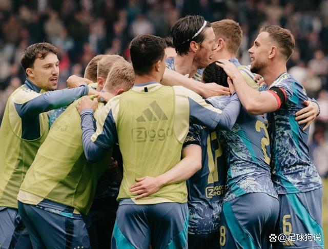 曼联击败阿贾克斯，哈兰德梅开二度