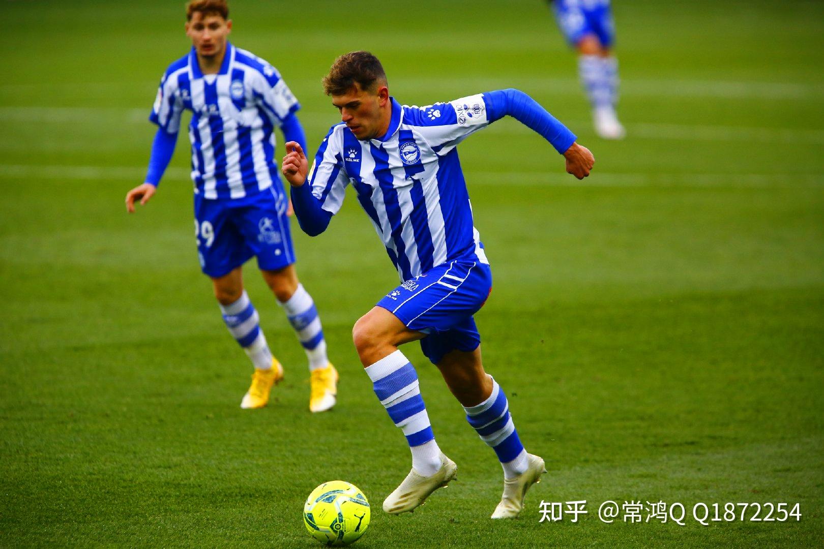 阿拉维斯取得关键胜利，保住领先优势的简单介绍