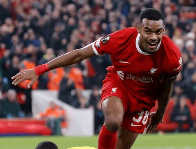 利物浦中场发挥出色，取得关键胜利