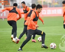 包含教练组策略再调整,神奇帮手成关键的词条 包含教练组策略再调整,神奇帮手成关键的词条