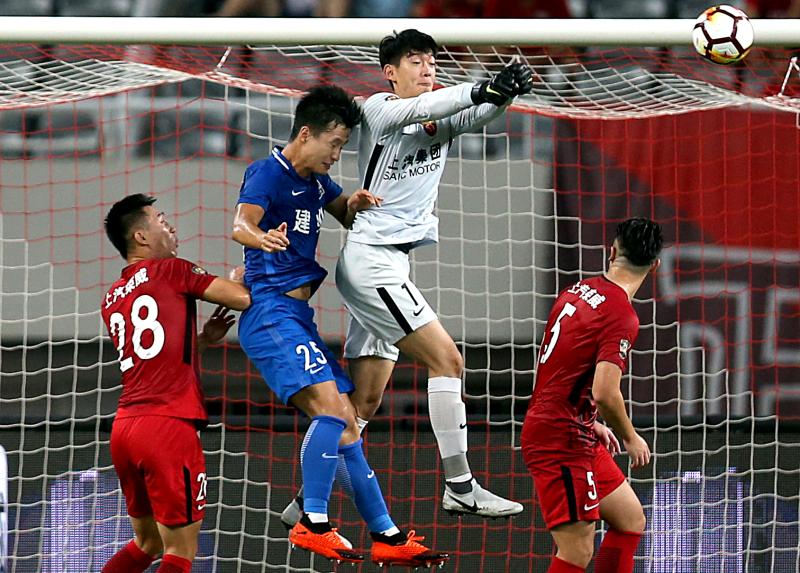 上港头号射手锋线强势，帮助球队战胜建业