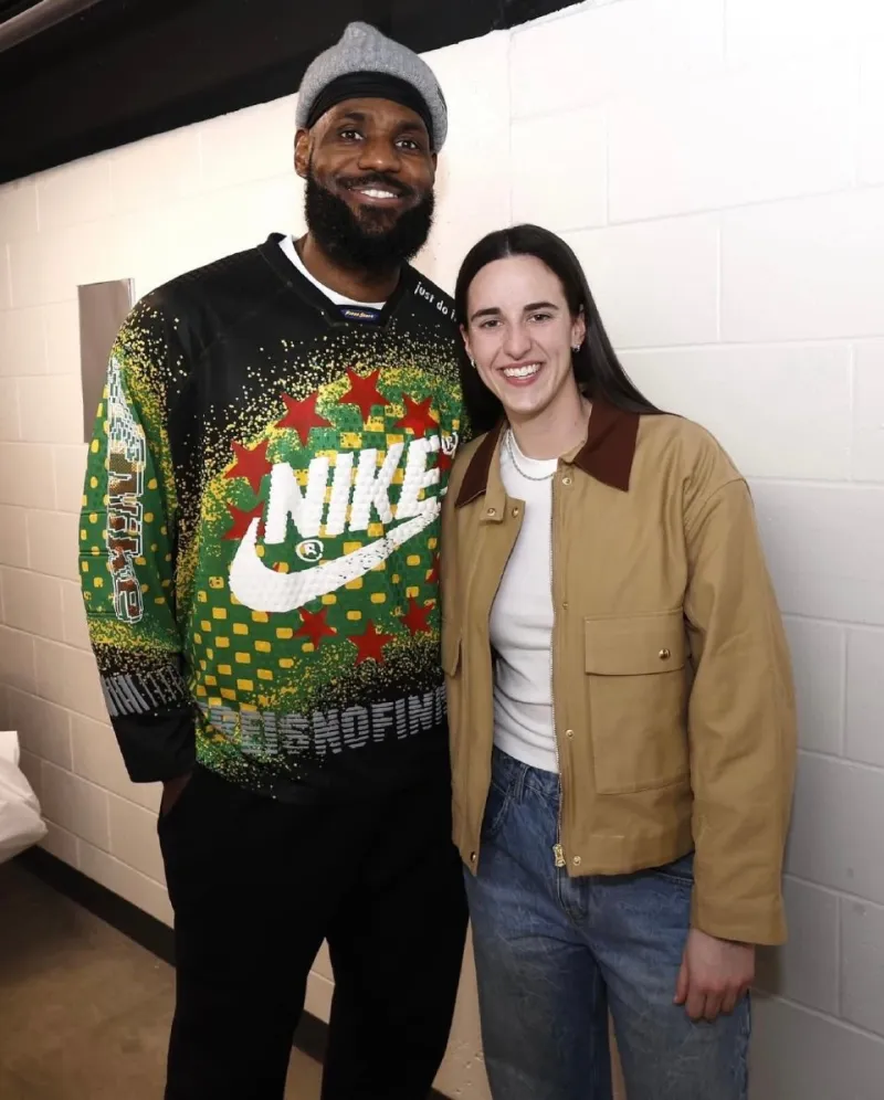 篮球巨星公开恋情,感情生活曝光 篮球巨星公开恋情,感情生活曝光