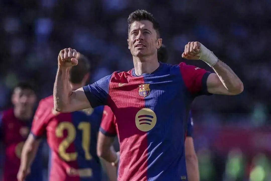 巴萨主场险胜,艰难守住三分 巴萨主场险胜,艰难守住三分