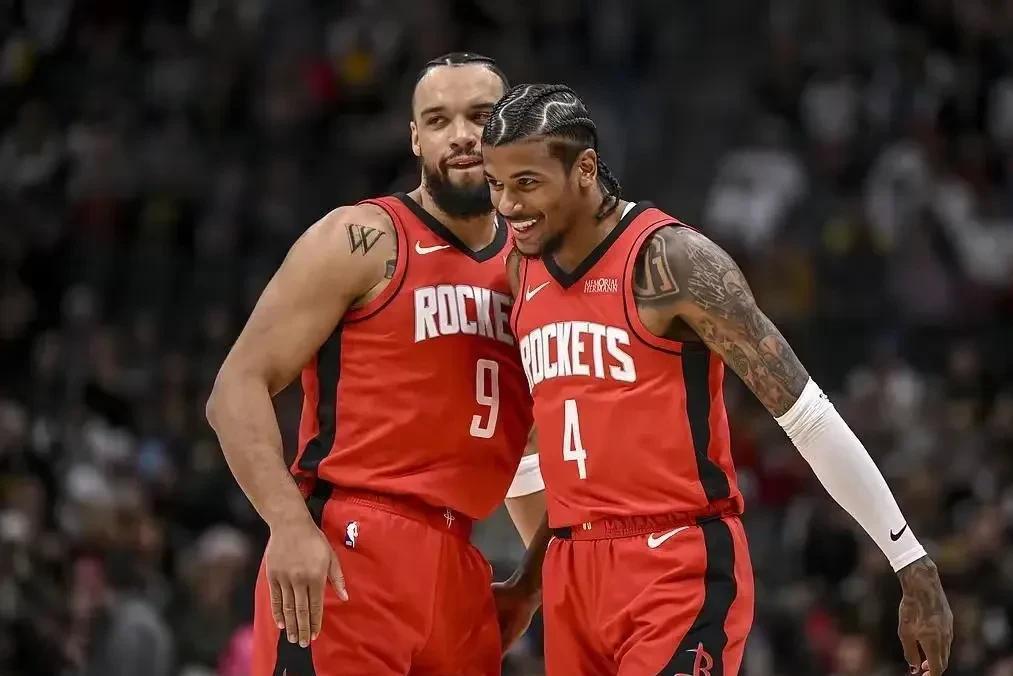 大将发威,率领球队连胜走向冠军之路! 大将发威,率领球队连胜走向冠军之路!