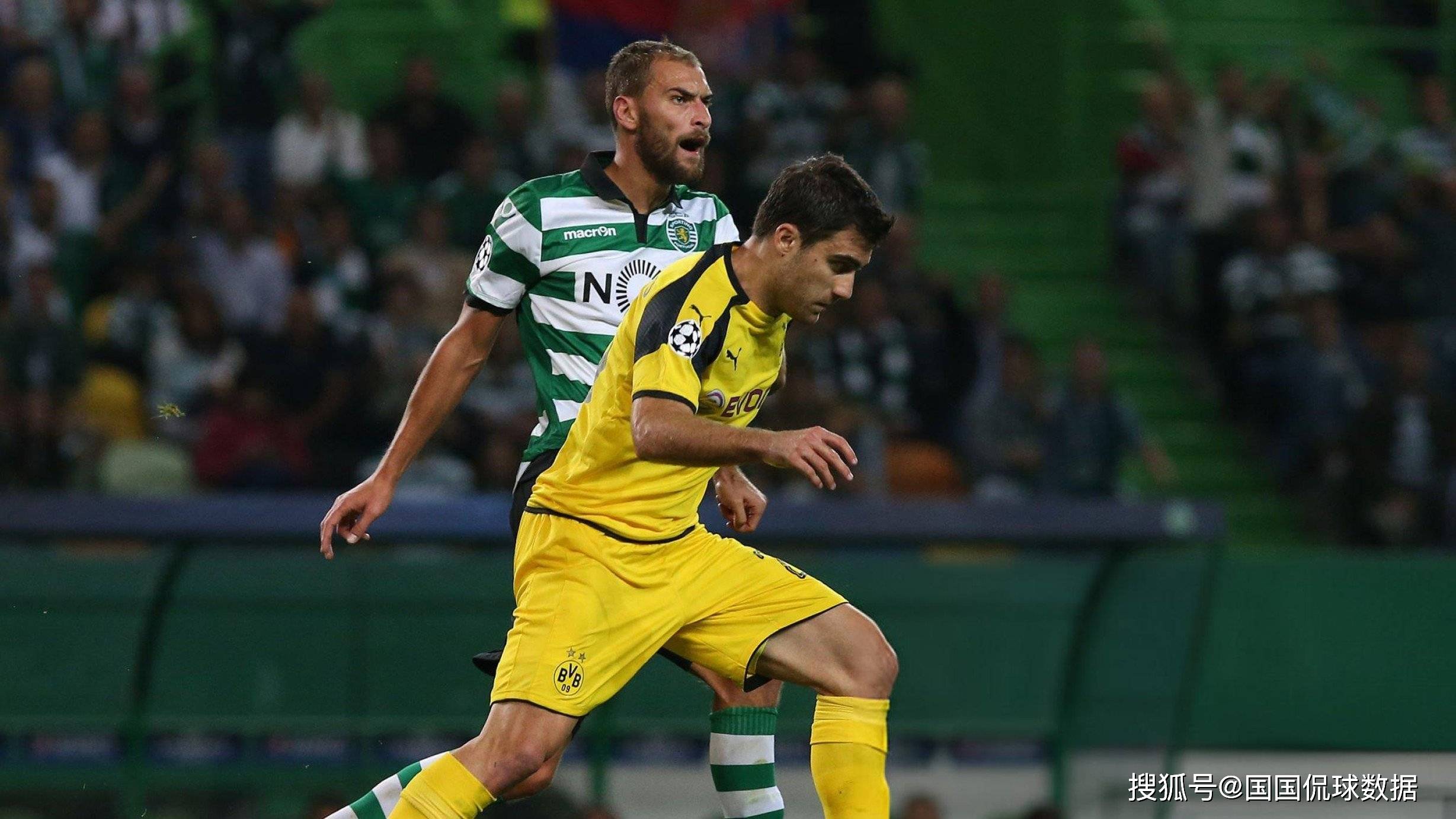 多特蒙德碾压对手,晋级下一轮比赛! 多特蒙德碾压对手,晋级下一轮比赛!