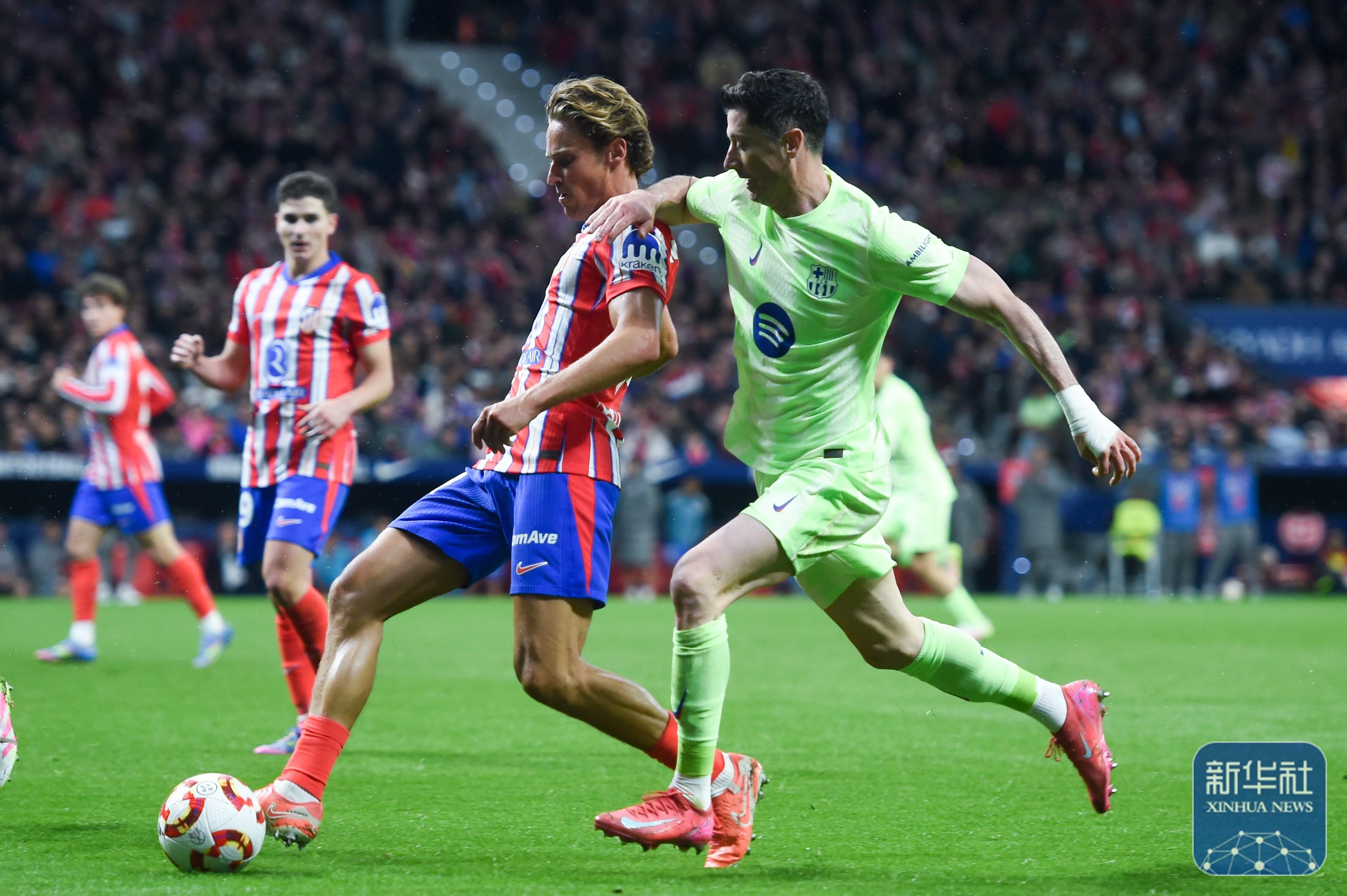 高潮迭起的足球赛季,每场比赛不容错过 高潮迭起的足球赛季,每场比赛不容错过