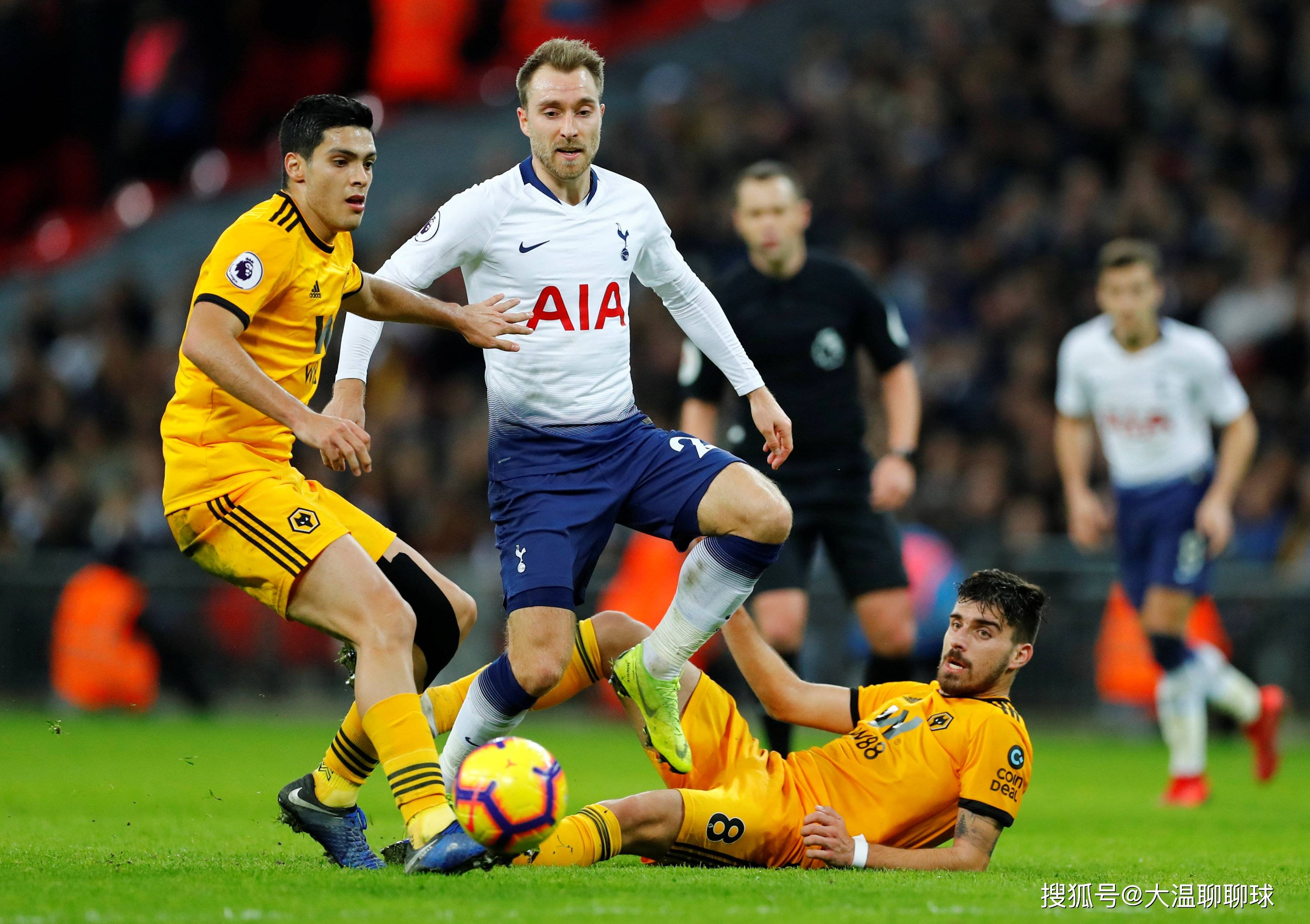 伯恩茅斯迎战狼队,期待主场做横扫 伯恩茅斯迎战狼队,期待主场做横扫