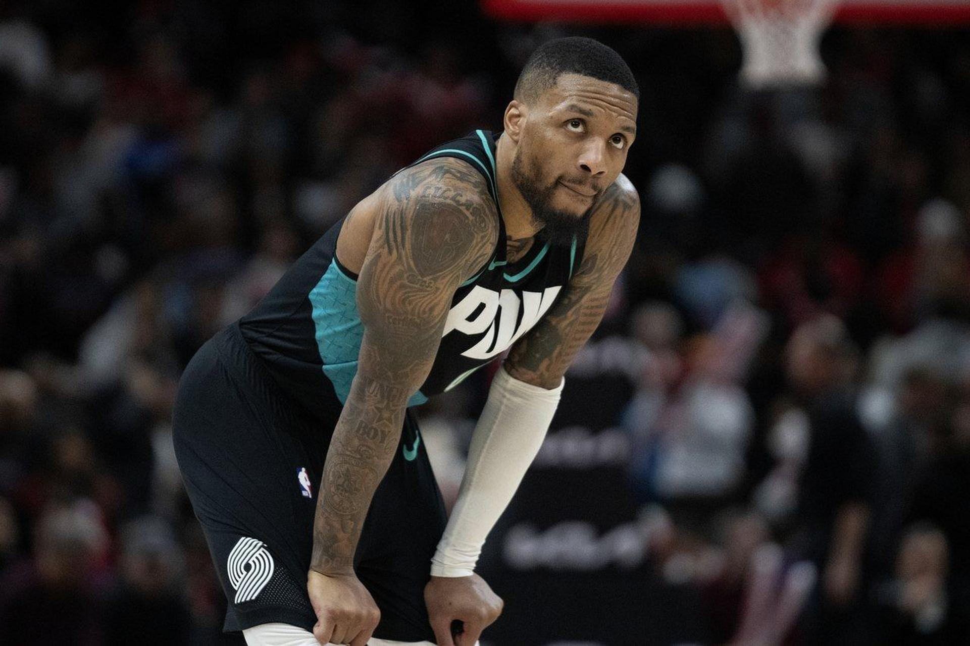 开拓者主场逆转爵士，利拉德终节连续砍分逆袭