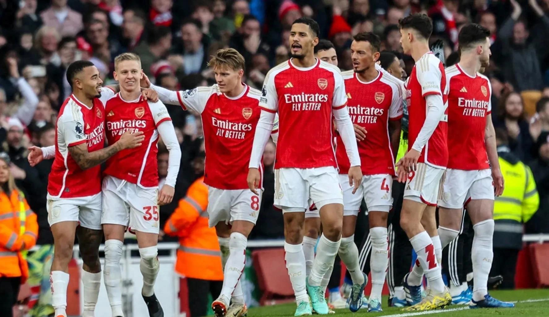 阿森纳后防稳固：精英阵容备战征程的简单介绍