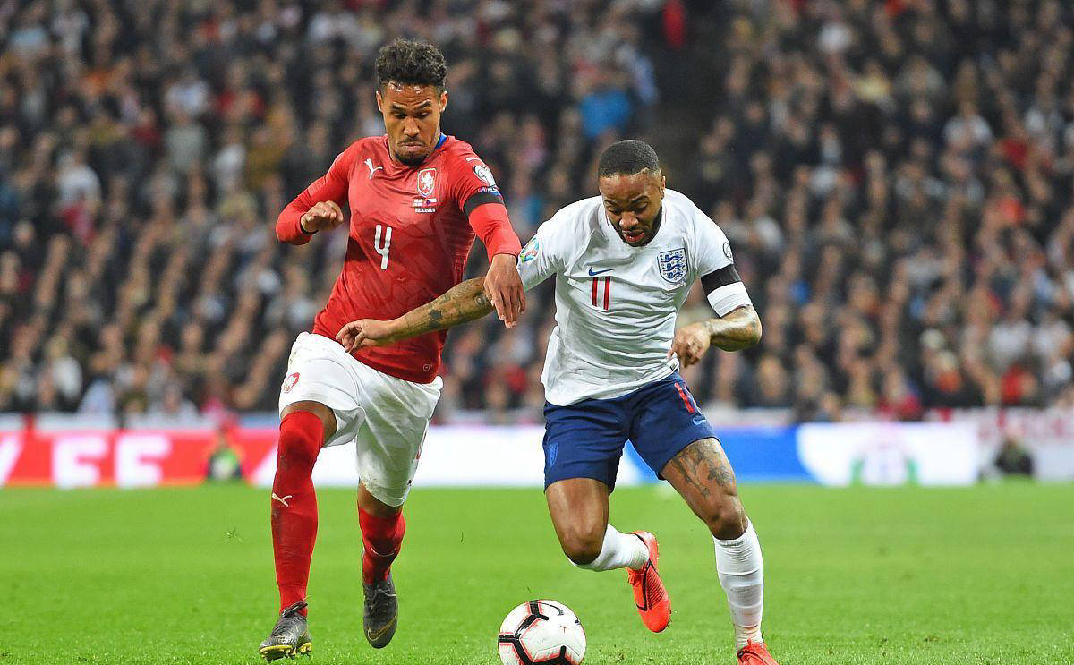 挪威国家队球员巧妙配合,擒敌取胜 挪威国家队球员巧妙配合,擒敌取胜