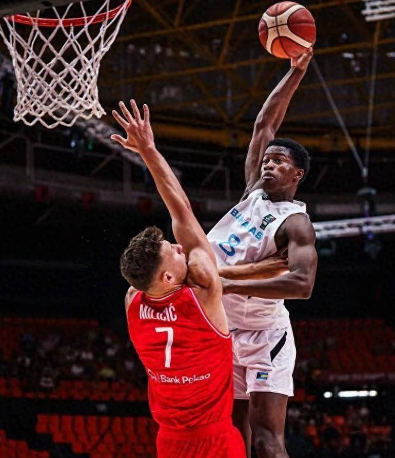 巴哈马新星荣膺金牌,拼搏成果可期 巴哈马新星荣膺金牌,拼搏成果可期