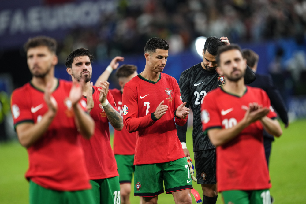 法国队再获胜利，晋级欧锦赛决赛等候