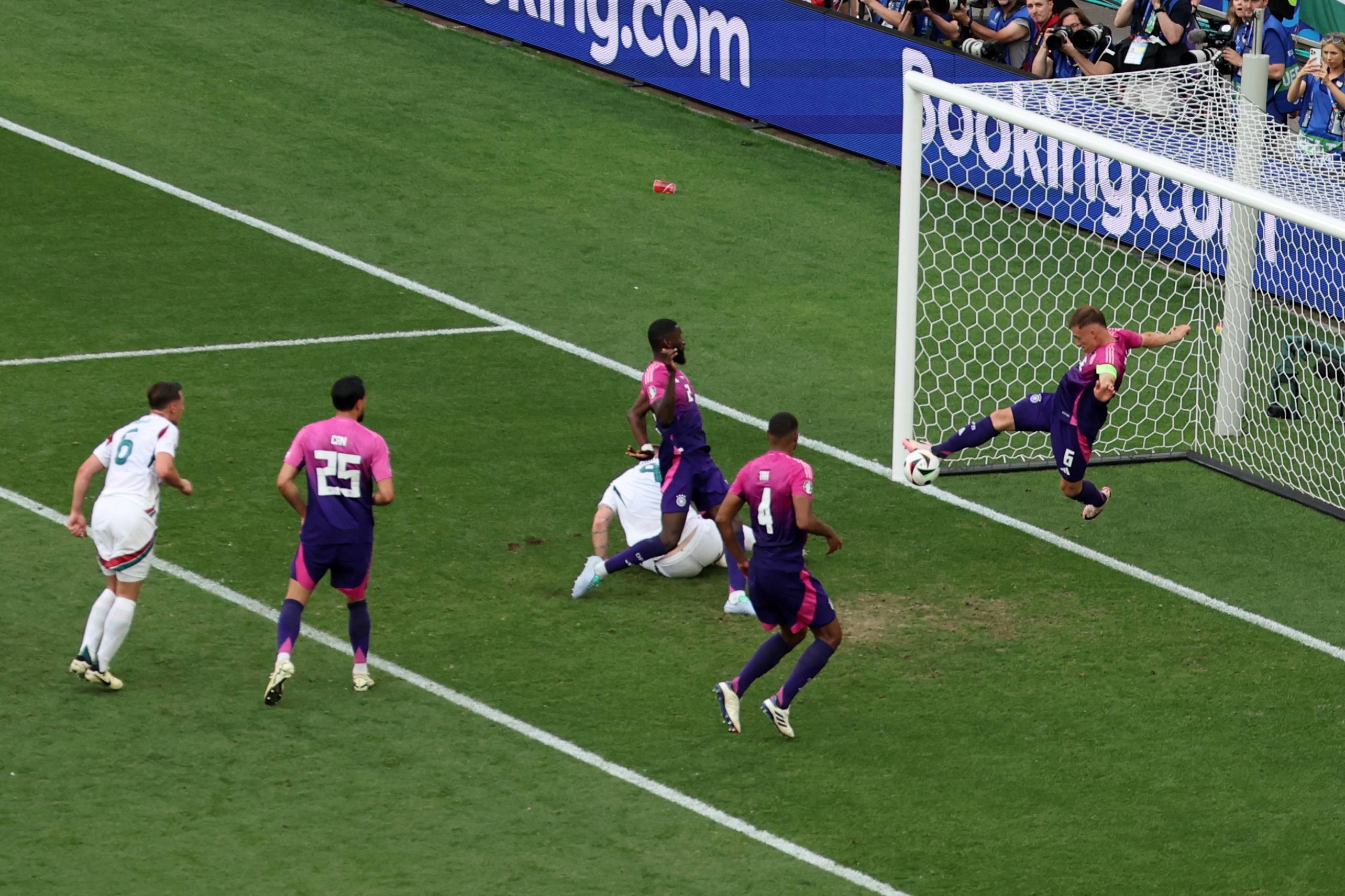 精彩进球集锦,球员技术展示各异 精彩进球集锦,球员技术展示各异